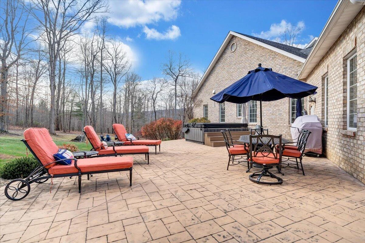 7770 Bending Oak DR - Photo 105