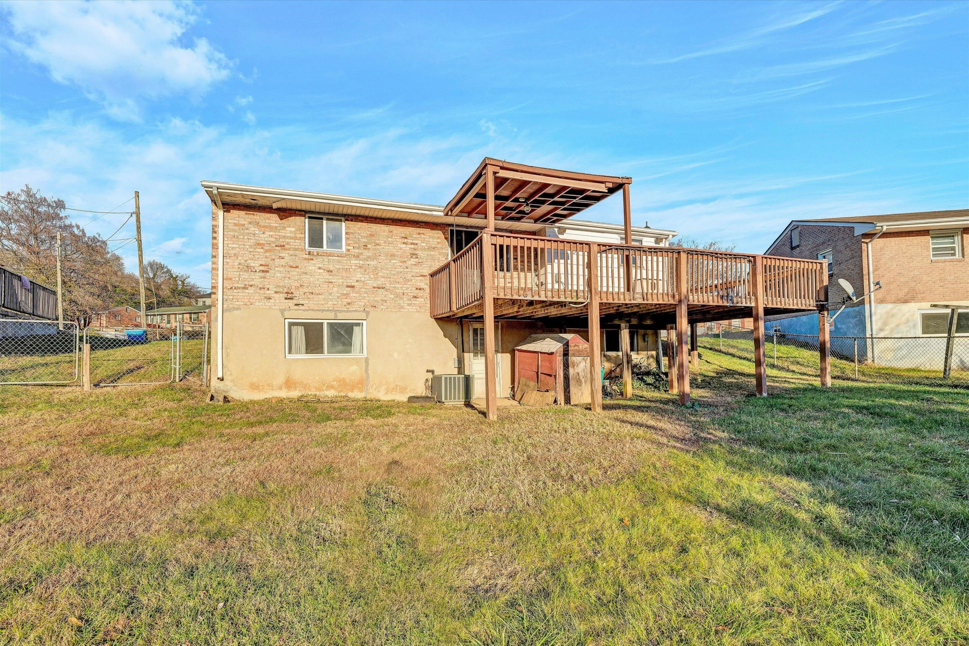 1433 Morehead AVE - Photo 30