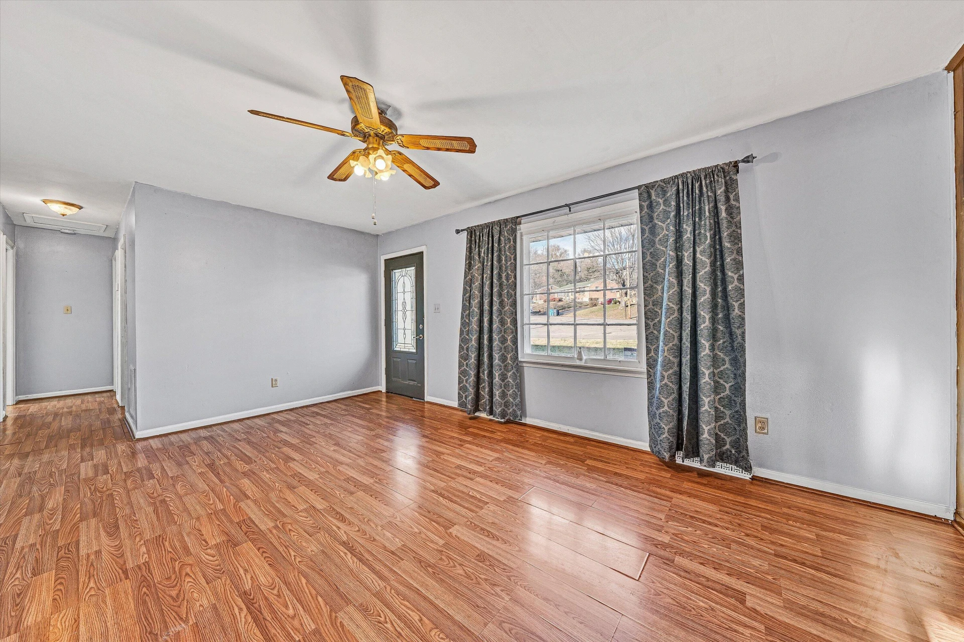 1433 Morehead AVE - Photo 7