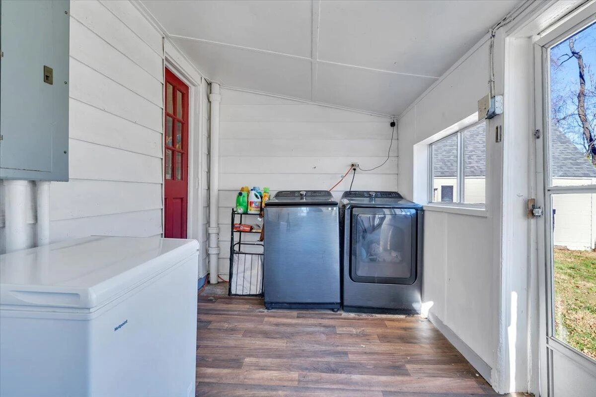 1315/1319 Liberty RD - Photo 14