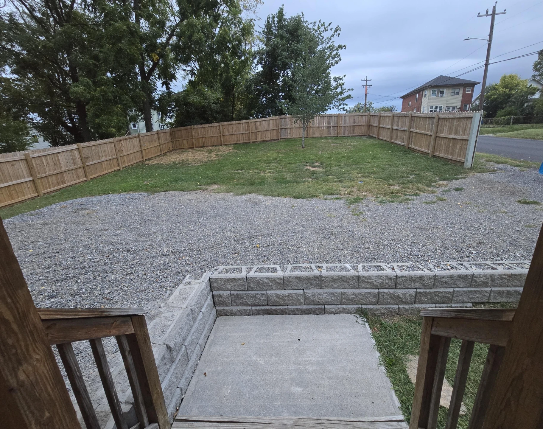 1632 Carroll AVE - Photo 4