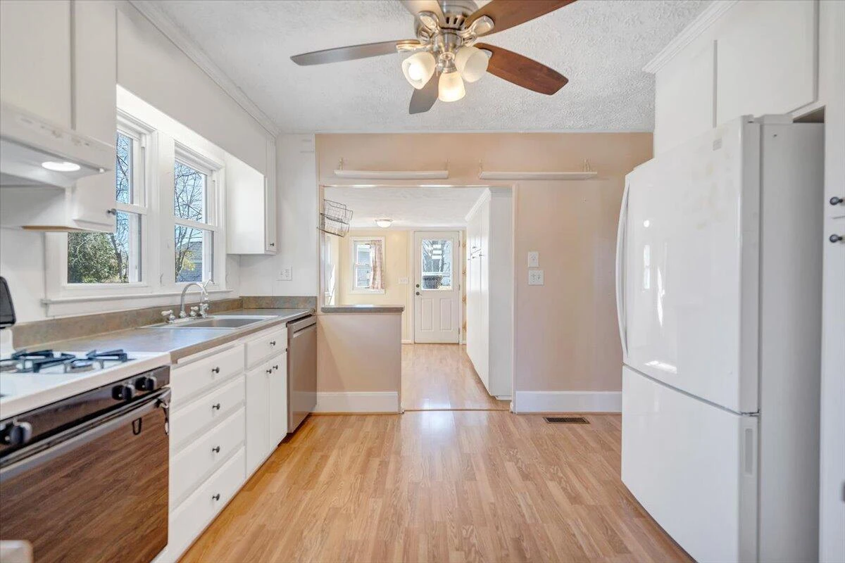 505 Republic RD - Photo 15