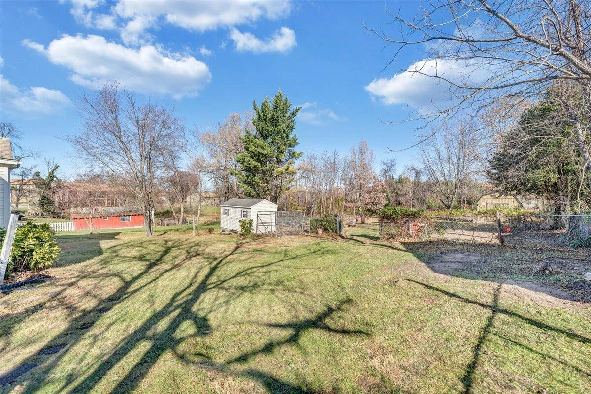 505 Republic RD - Photo 32