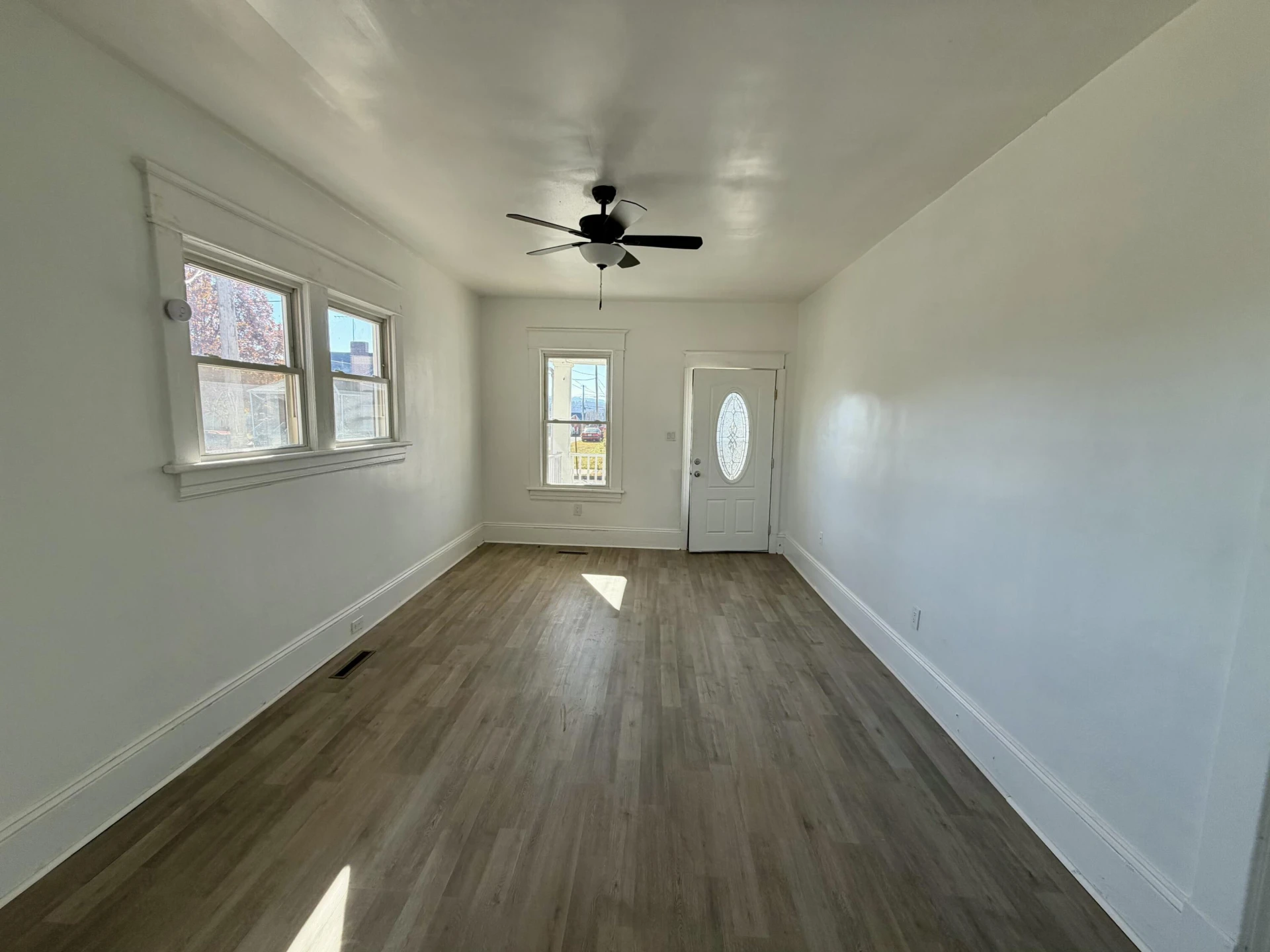 1248 PECHIN AVE - Photo 3