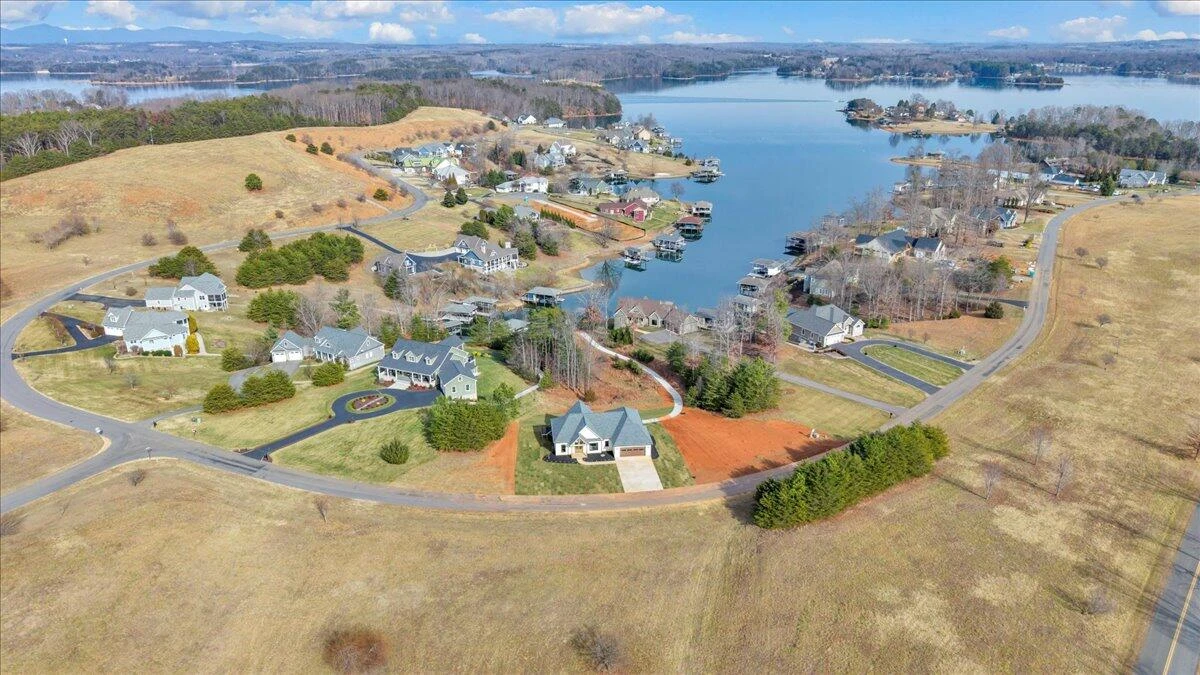 639 Compass Cove CIR - Photo 108
