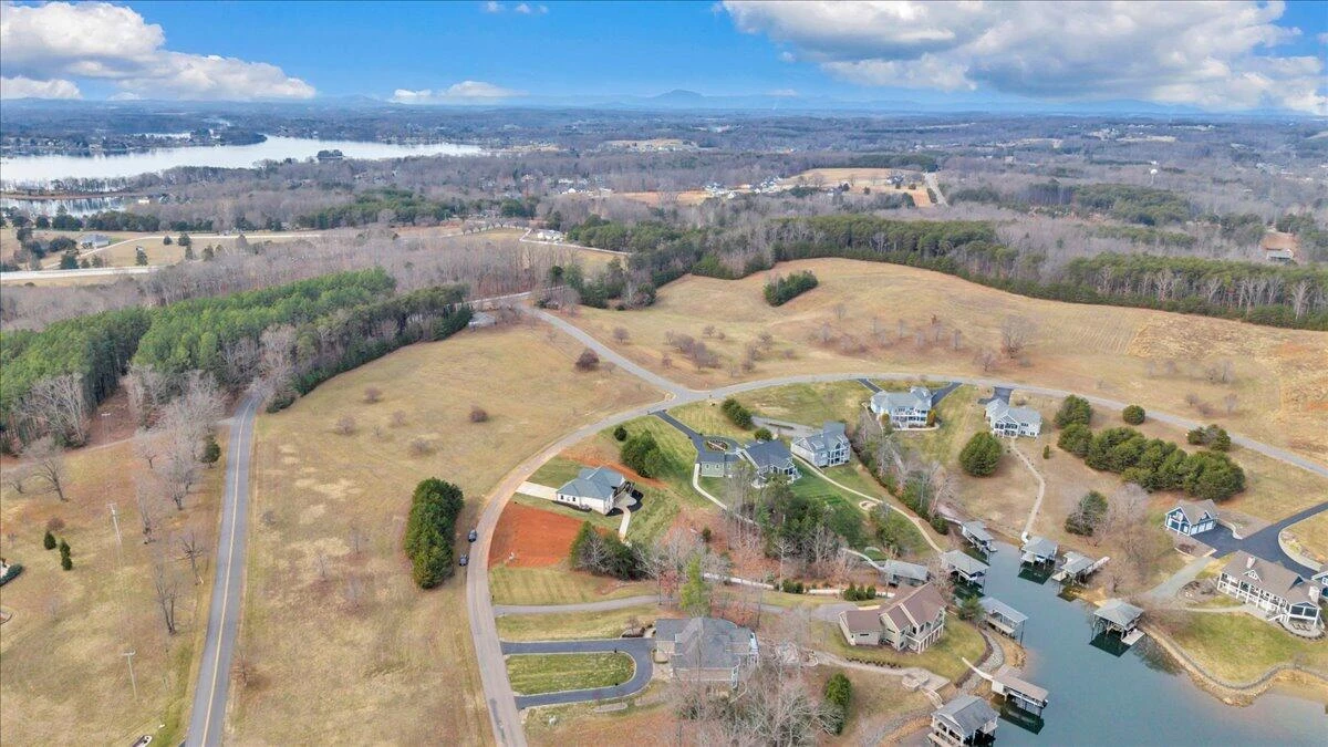 639 Compass Cove CIR - Photo 110