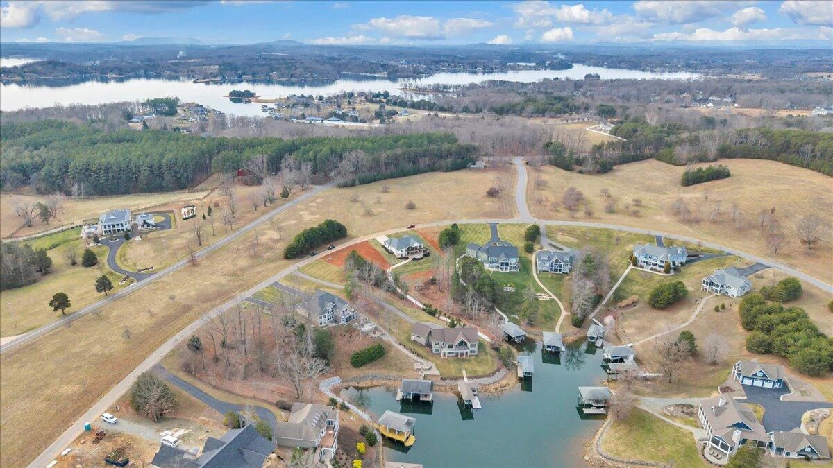 639 Compass Cove CIR - Photo 114
