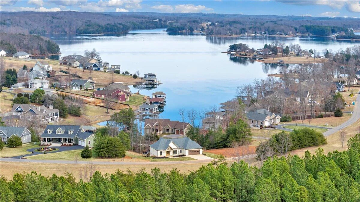 639 Compass Cove CIR - Photo 118