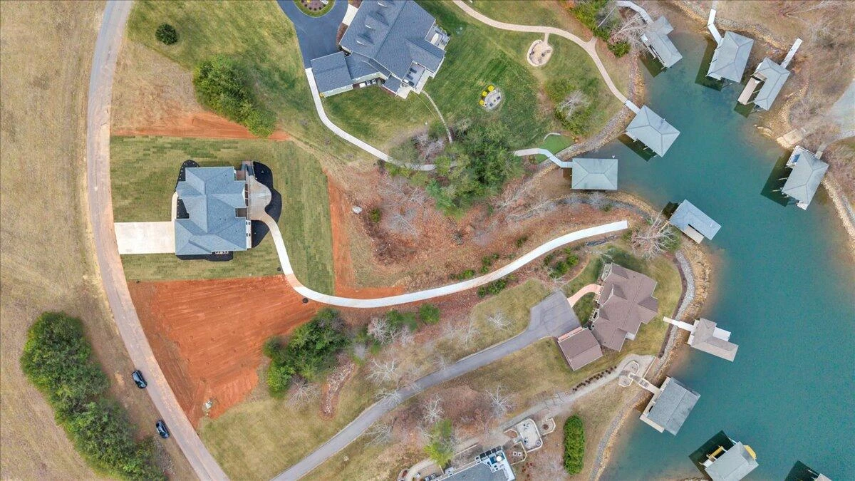 639 Compass Cove CIR - Photo 124