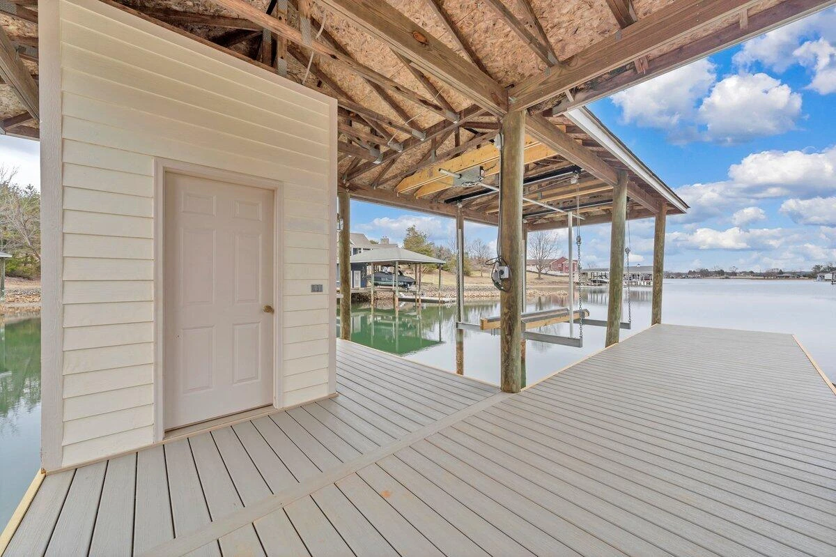 639 Compass Cove CIR - Photo 86