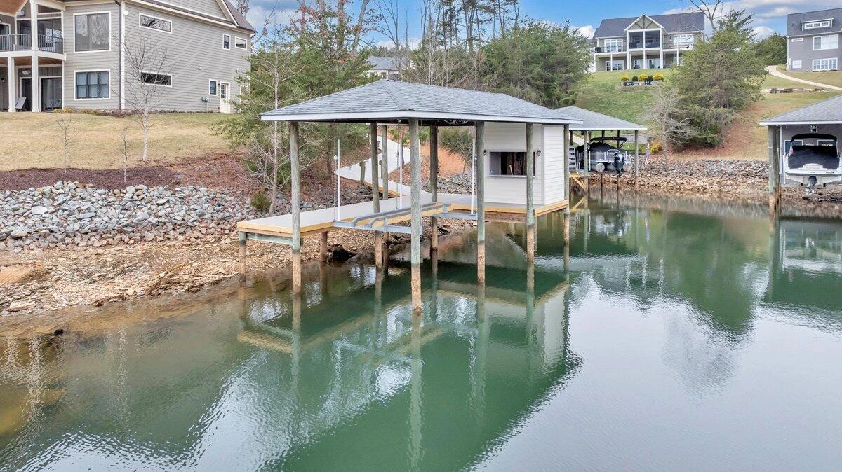 639 Compass Cove CIR - Photo 89