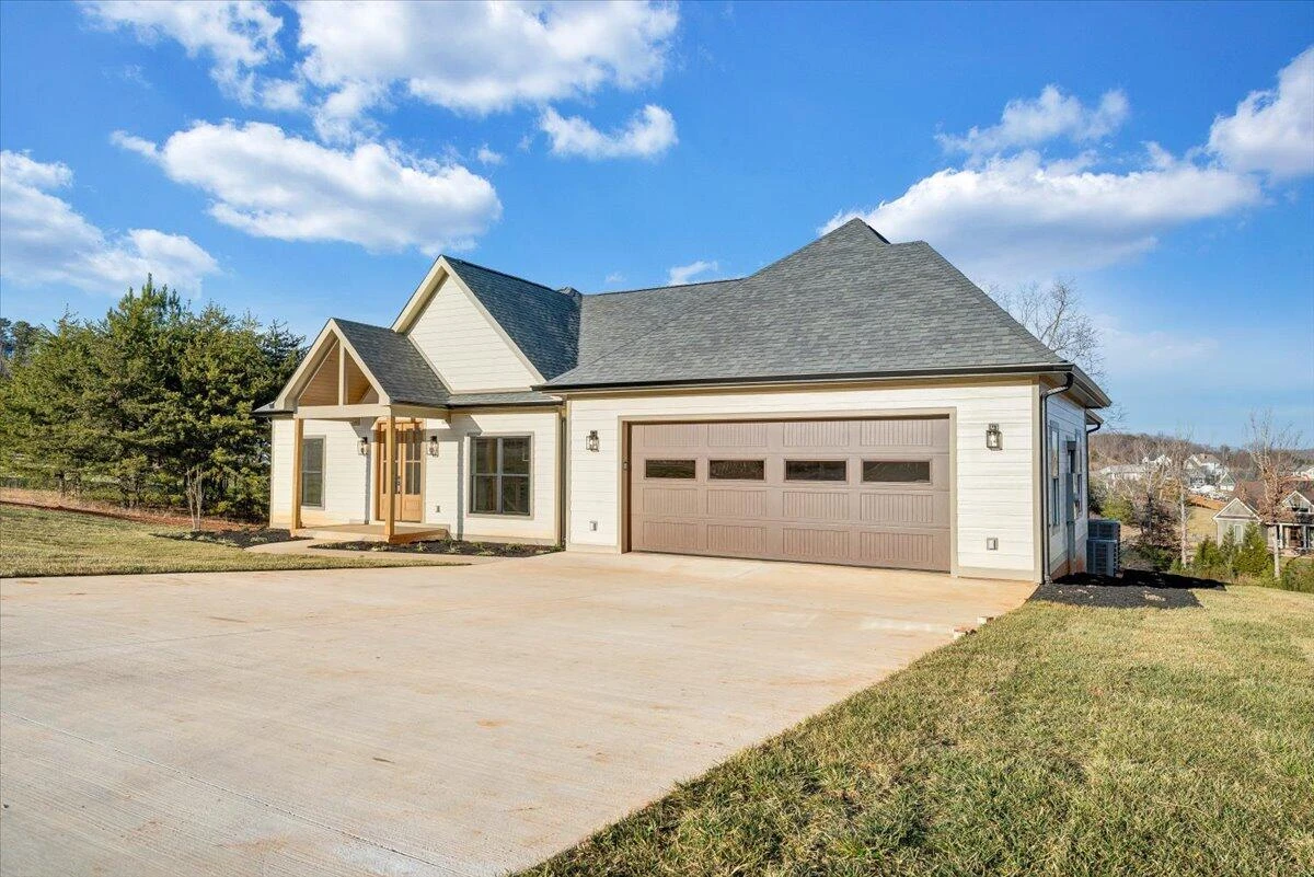 639 Compass Cove CIR - Photo 94