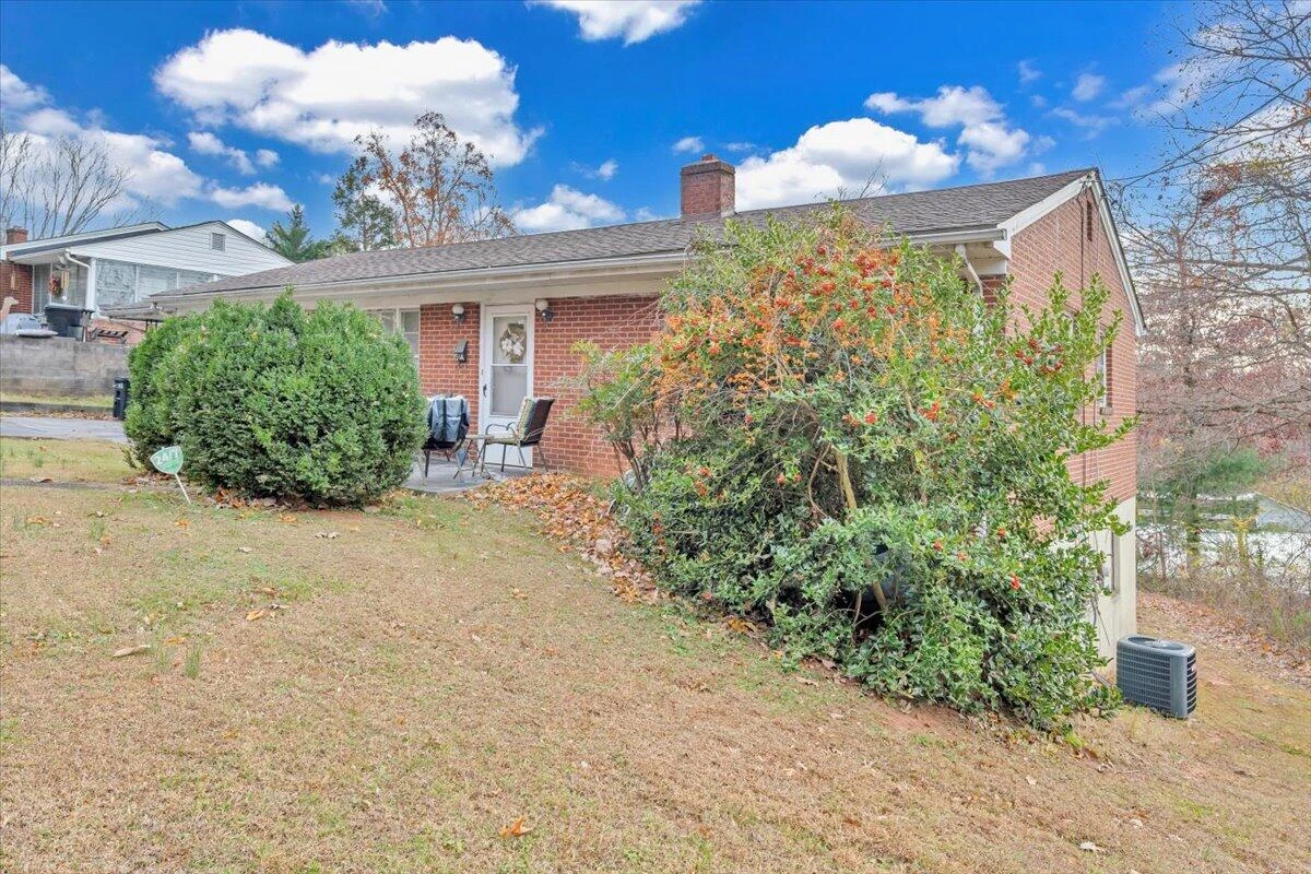 514 Hairston ST - Photo 28