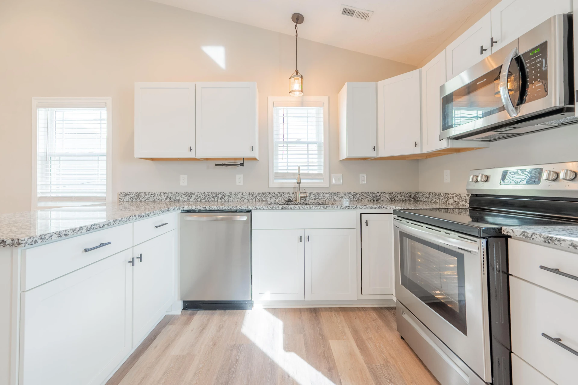 1443 Varnell AVE - Photo 15