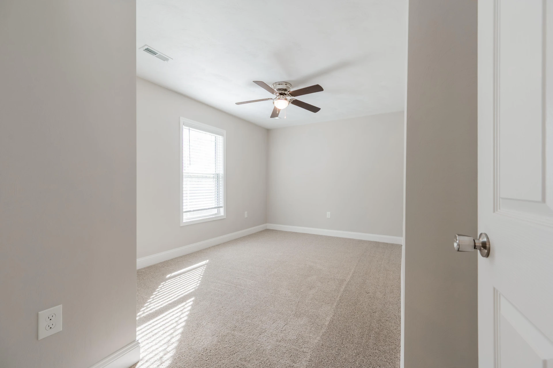 1443 Varnell AVE - Photo 19