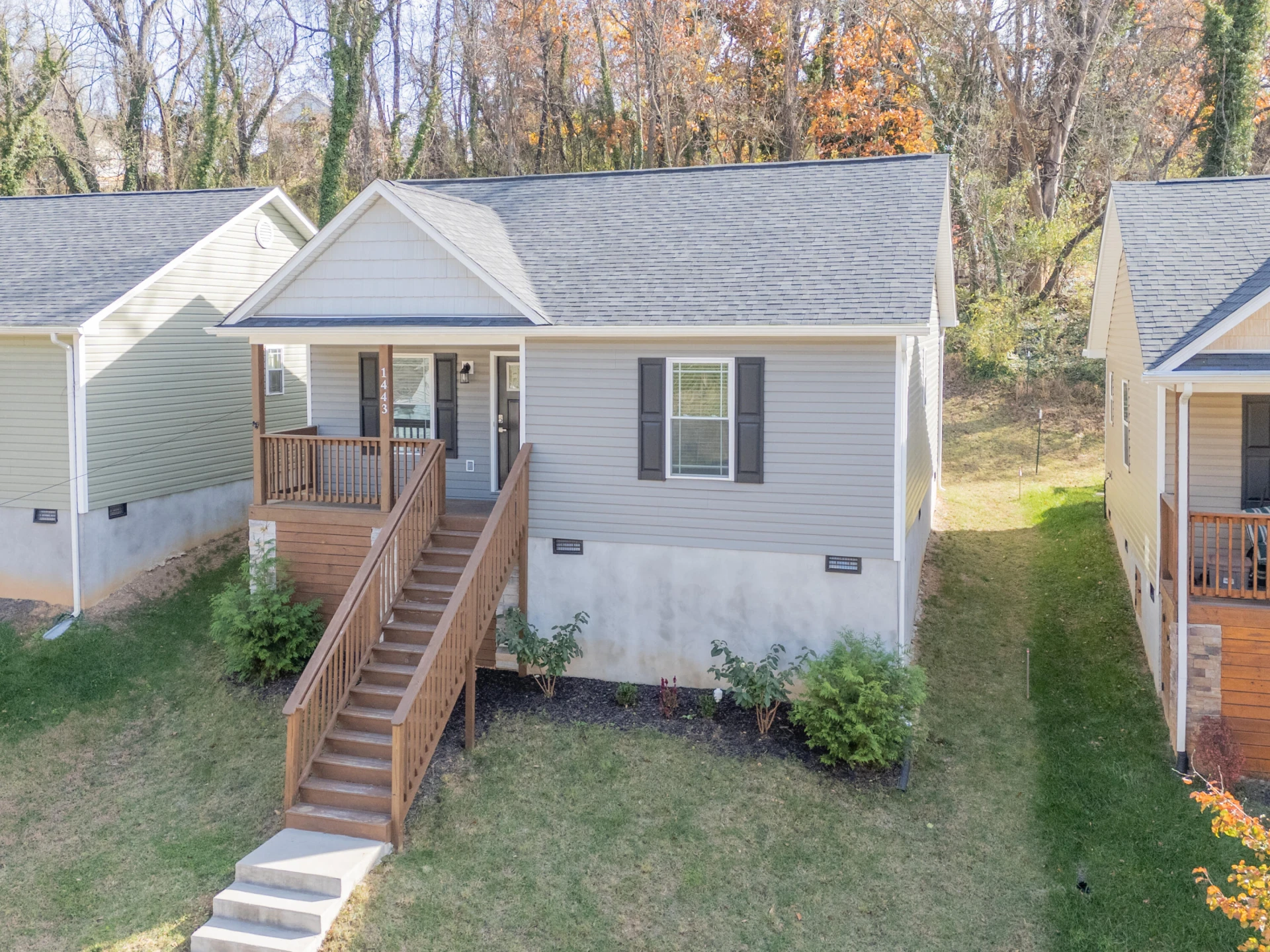 1443 Varnell AVE - Photo 3
