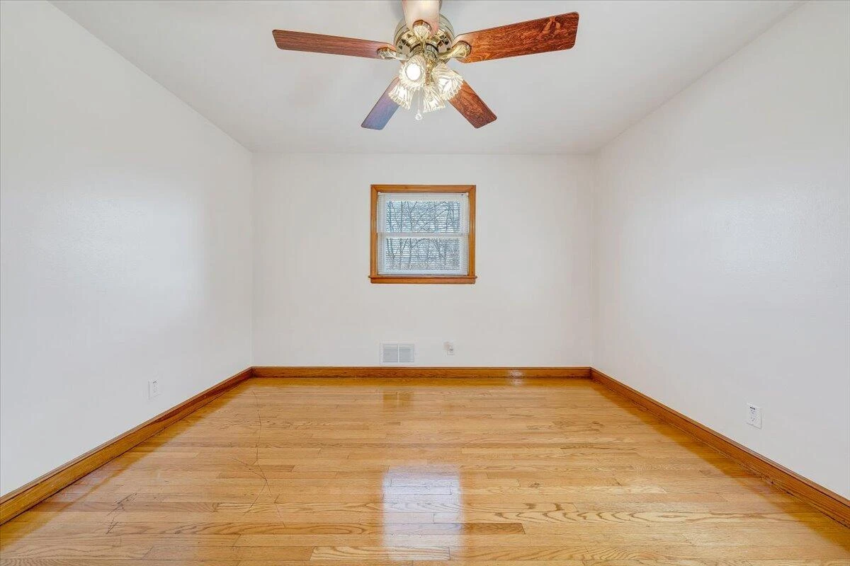 5001 Hazelridge RD - Photo 19