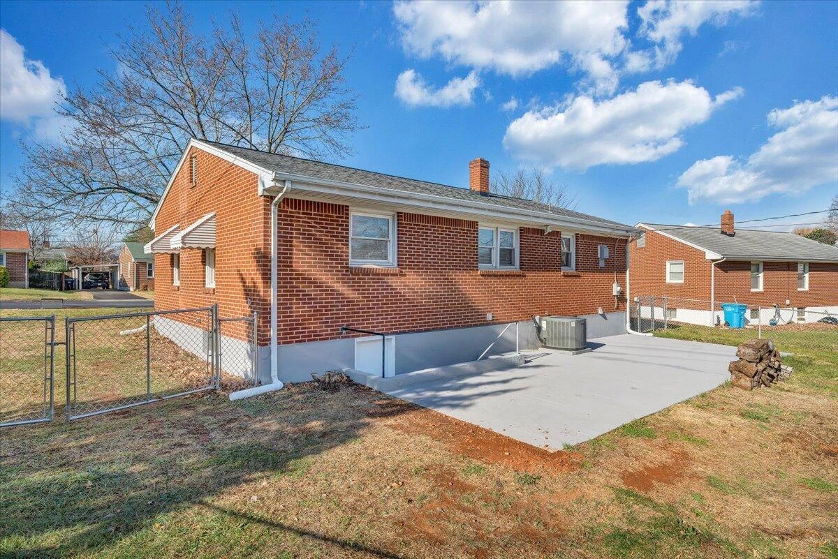 5001 Hazelridge RD - Photo 29