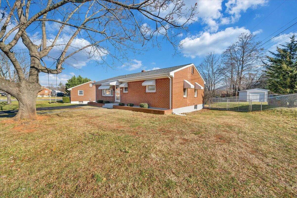 5001 Hazelridge RD - Photo 34