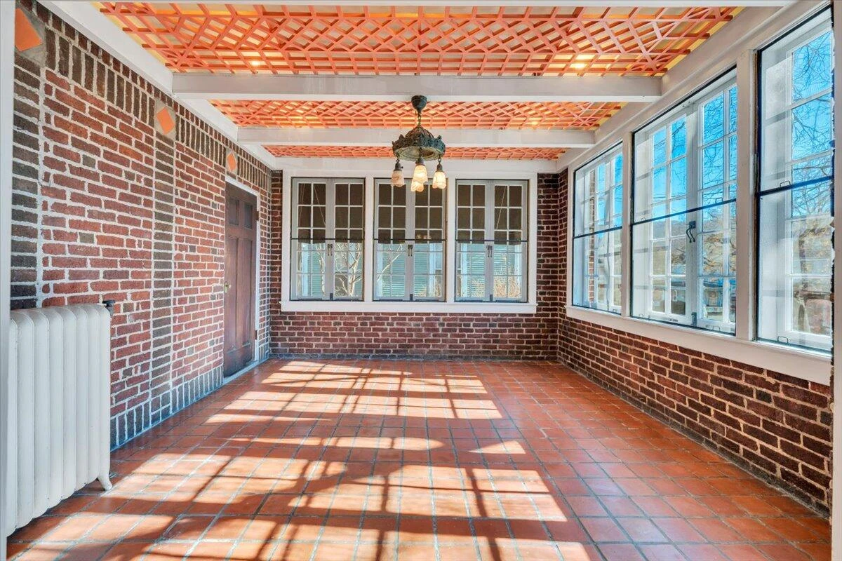 415 Allison AVE - Photo 35