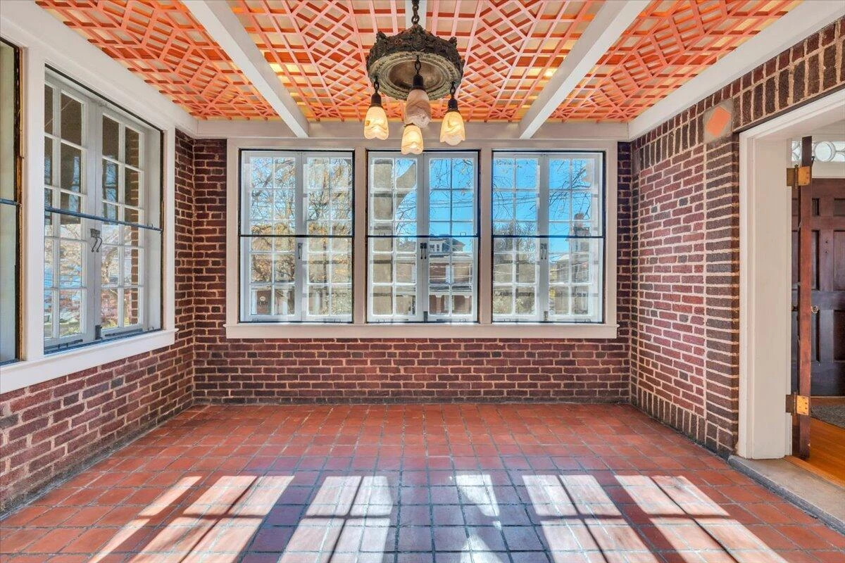 415 Allison AVE - Photo 37