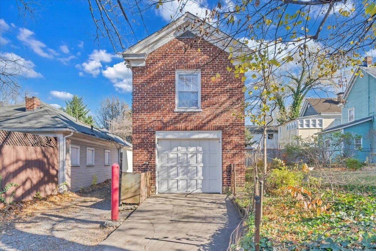 415 Allison AVE - Photo 74
