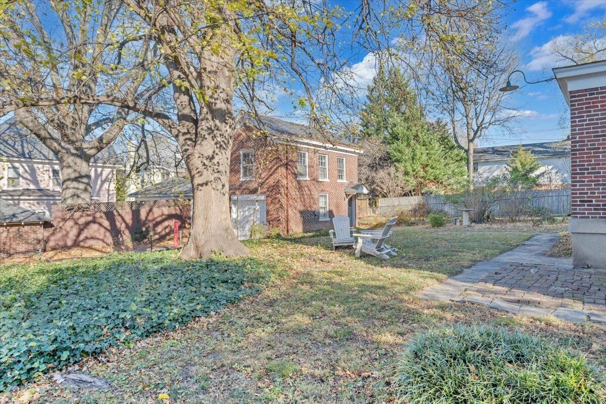 415 Allison AVE - Photo 85