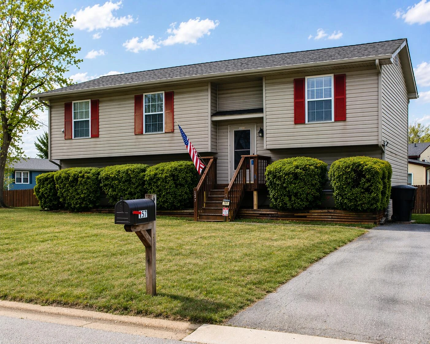 157 Clubhouse DR