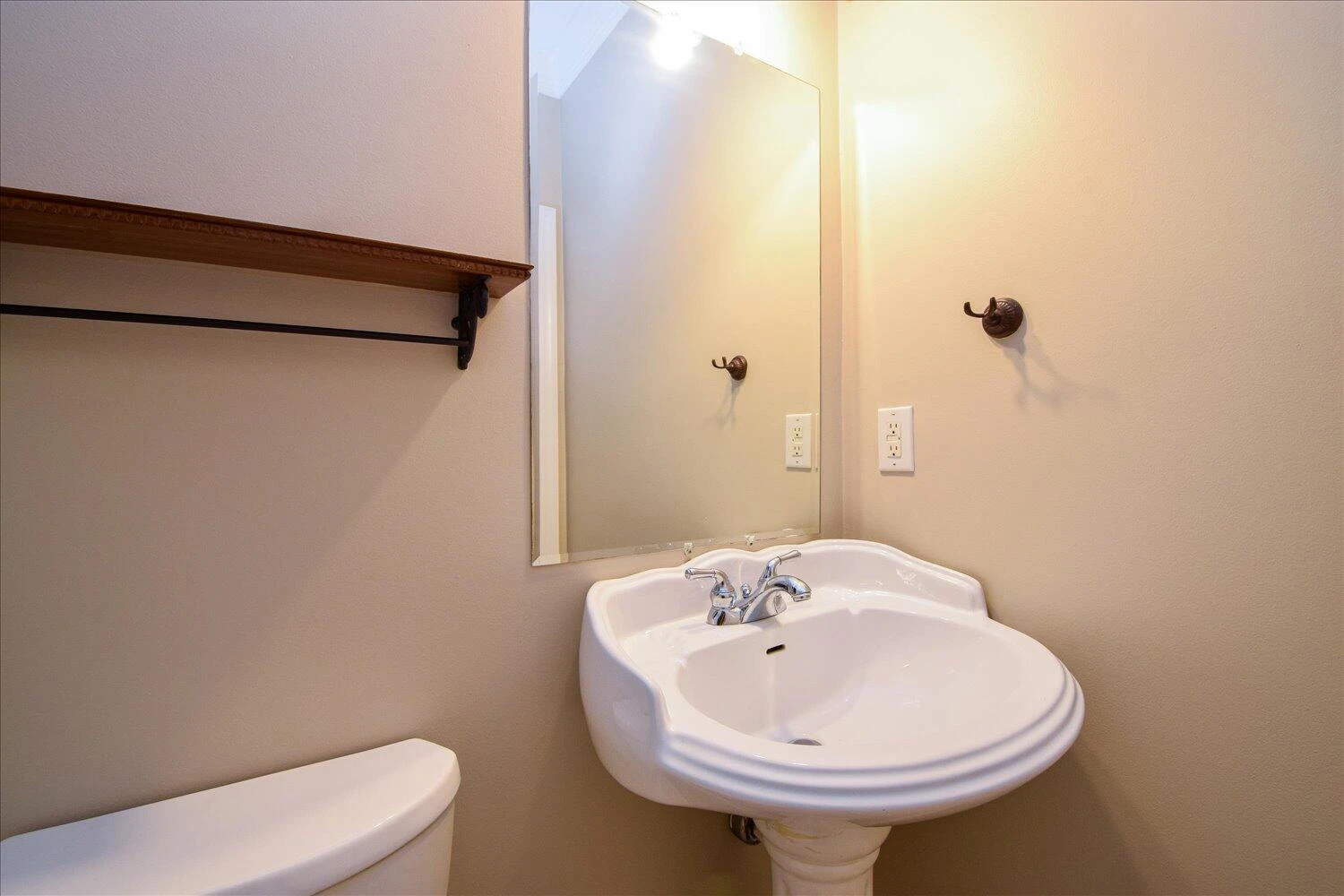 2271 Countryside RD - Photo 17