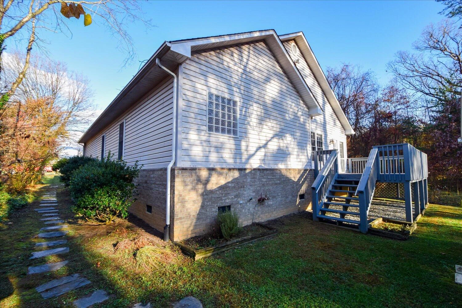 2271 Countryside RD - Photo 19