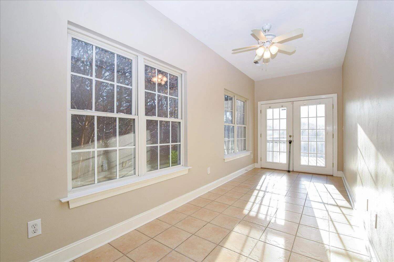 2271 Countryside RD - Photo 6