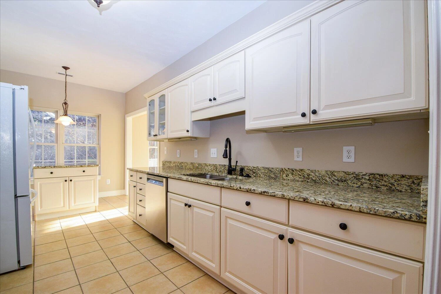 2271 Countryside RD - Photo 7
