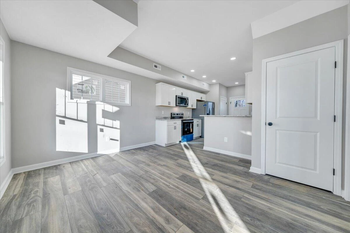 1815 North AVE - Photo 4