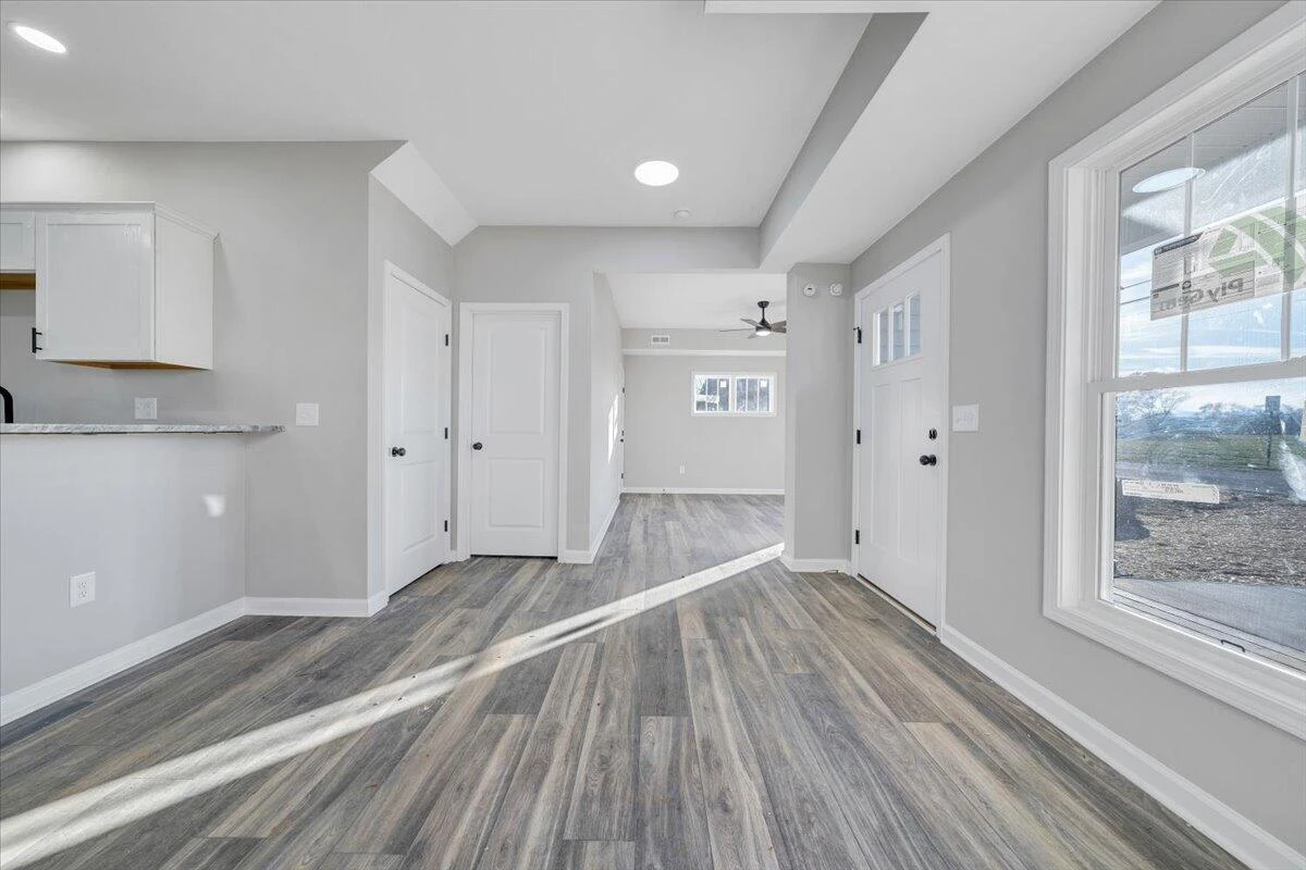 1815 North AVE - Photo 6