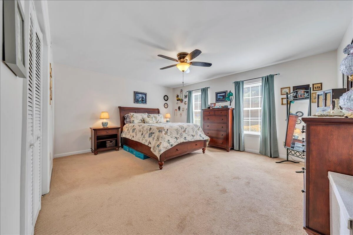 2110 Stephenson AVE #6 - Photo 22