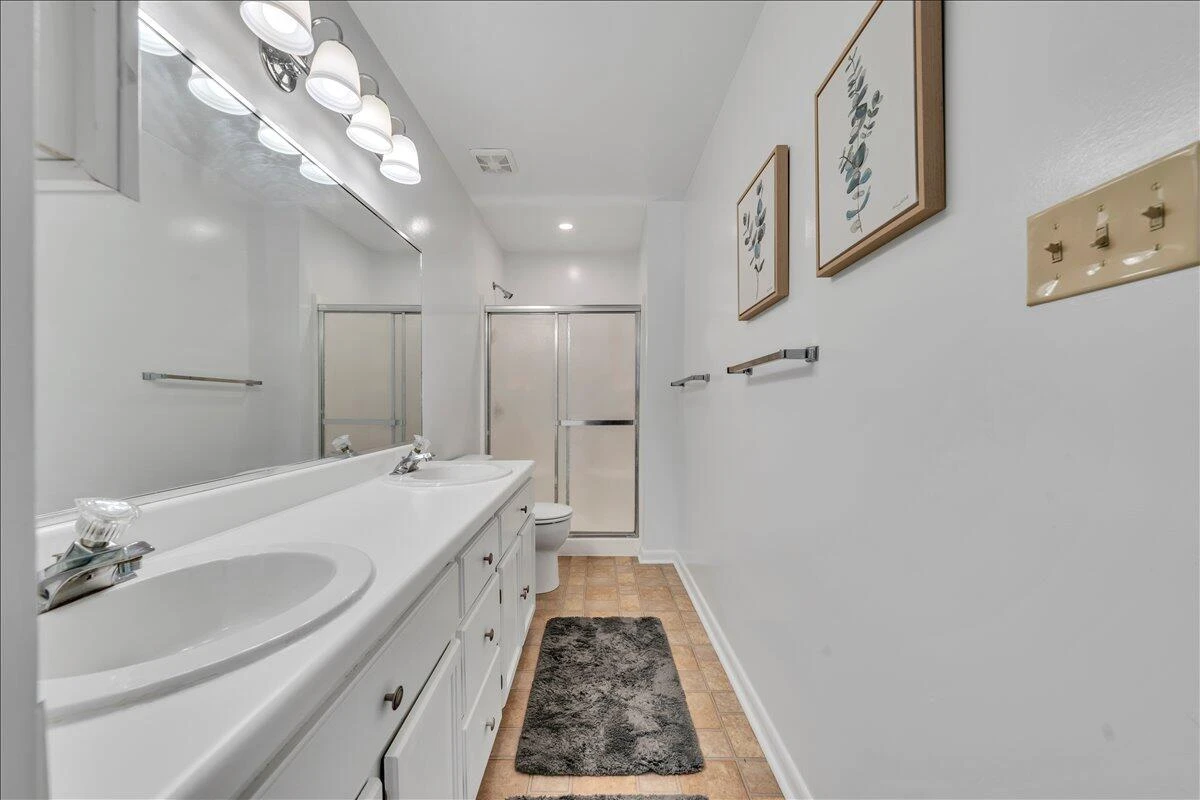 2110 Stephenson AVE #6 - Photo 26