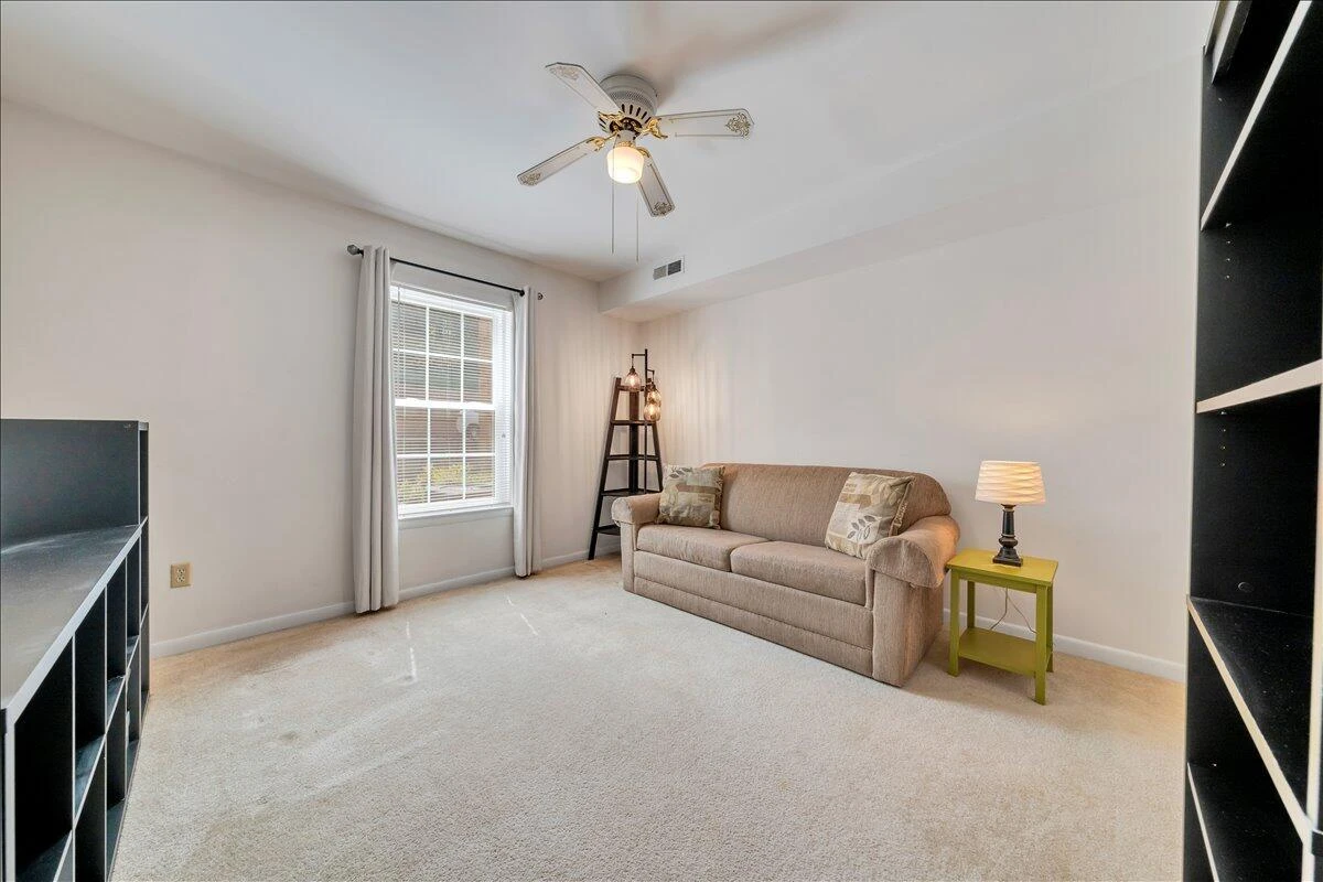 2110 Stephenson AVE #6 - Photo 29