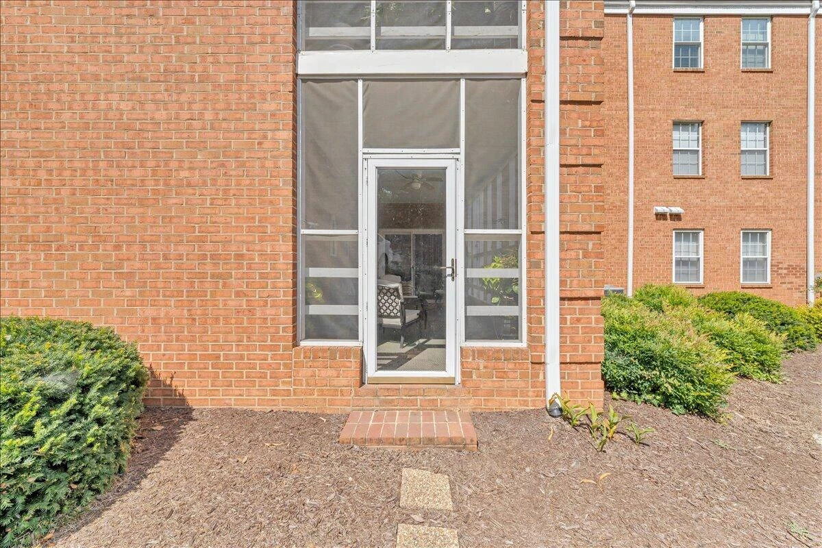 2110 Stephenson AVE #6 - Photo 33