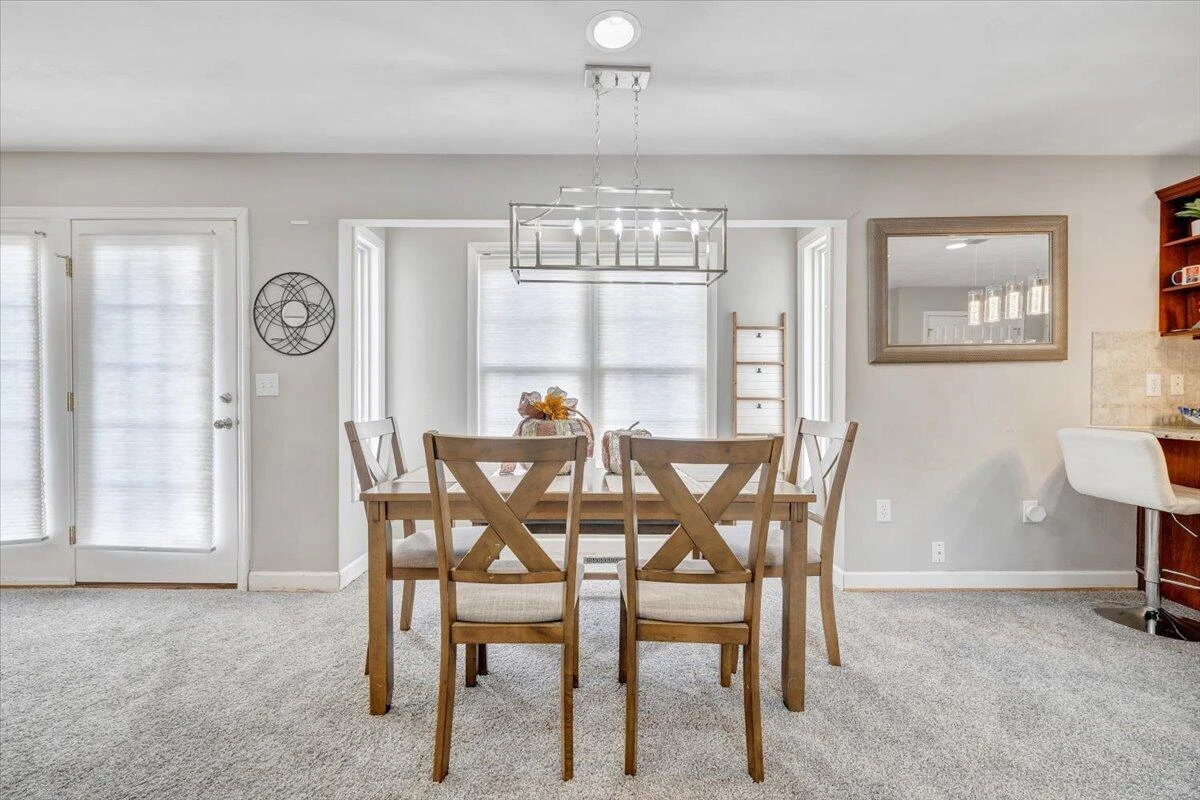 1818 High Gate LN - Photo 16