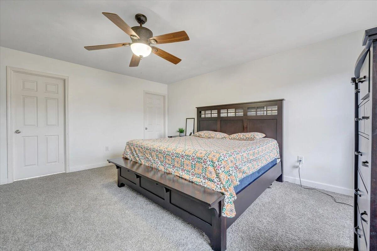 1818 High Gate LN - Photo 18