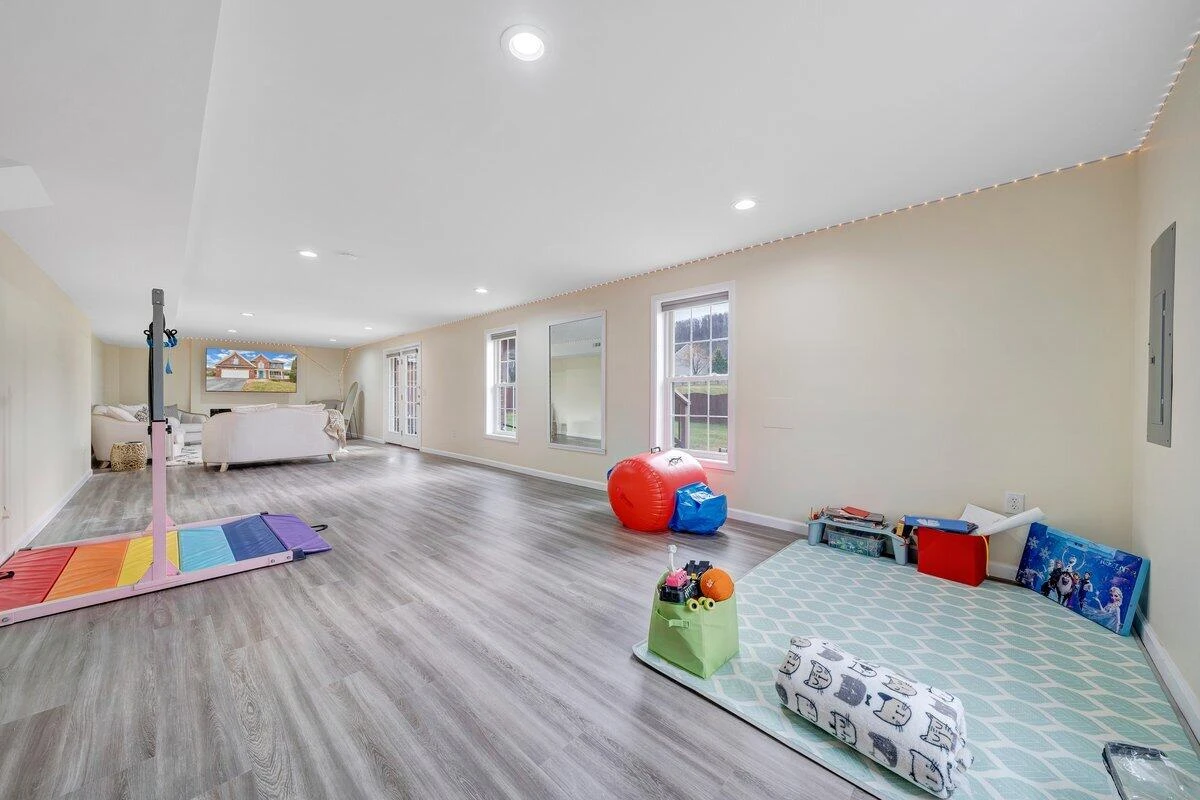 1818 High Gate LN - Photo 31