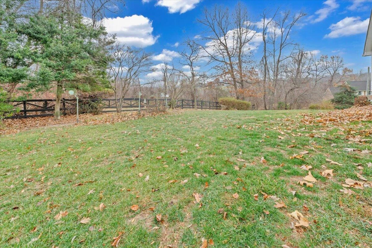 290 Patricia LN - Photo 55