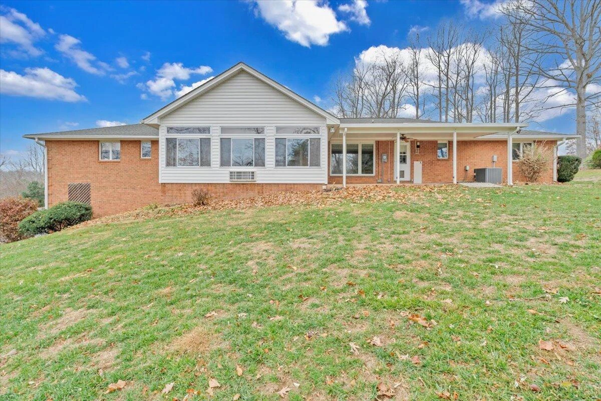 290 Patricia LN - Photo 56