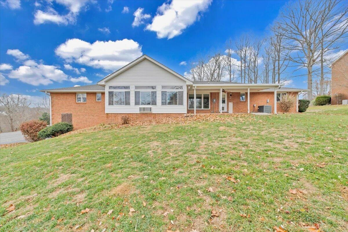 290 Patricia LN - Photo 57