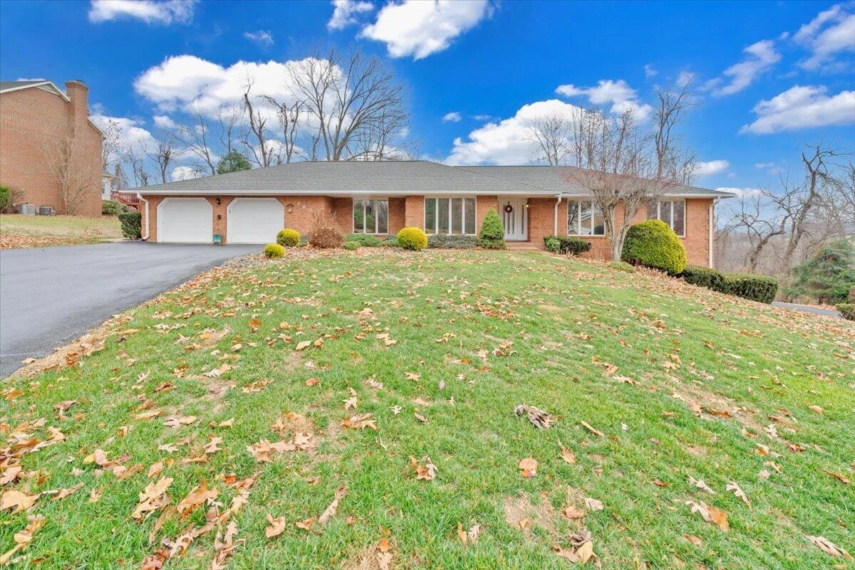 290 Patricia LN - Photo 65