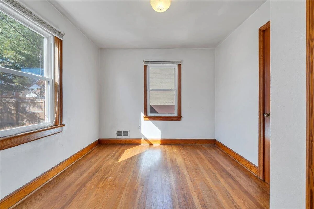3504 Forest Hill AVE - Photo 11
