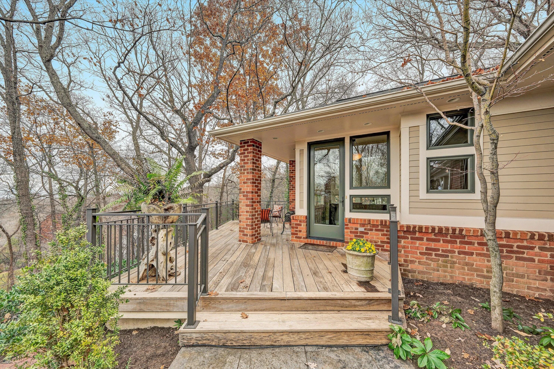 3600 Ridgewood LN - Photo 8