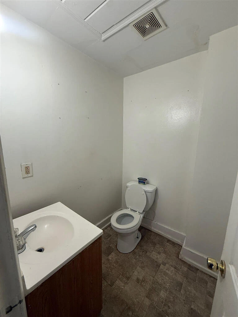 1115 Orange AVE - Photo 9