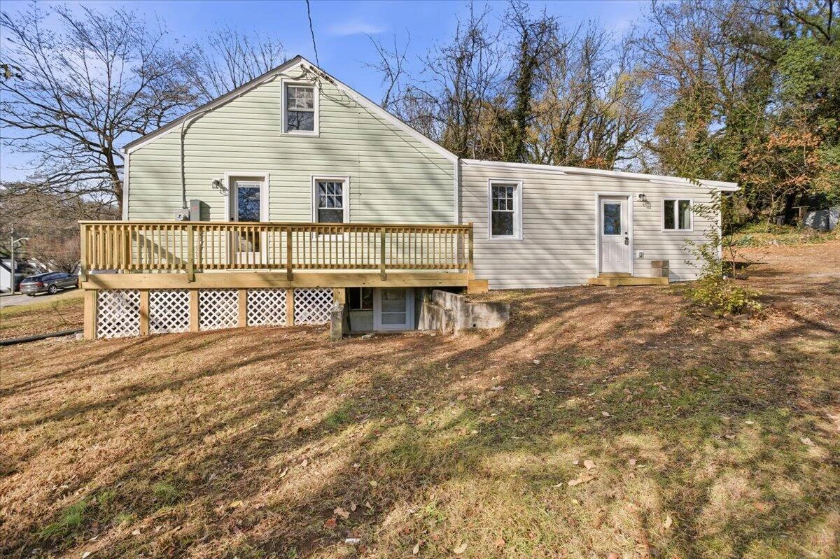 707 Brandon AVE - Photo 2