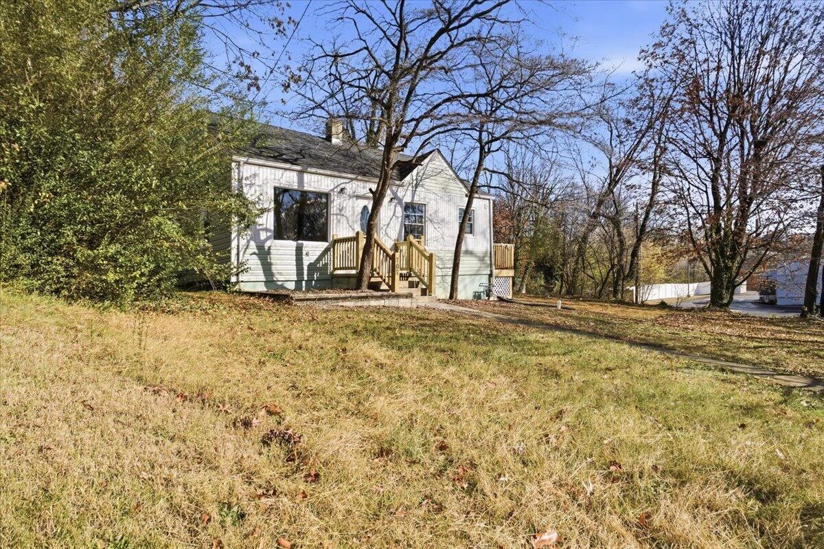 707 Brandon AVE - Photo 27